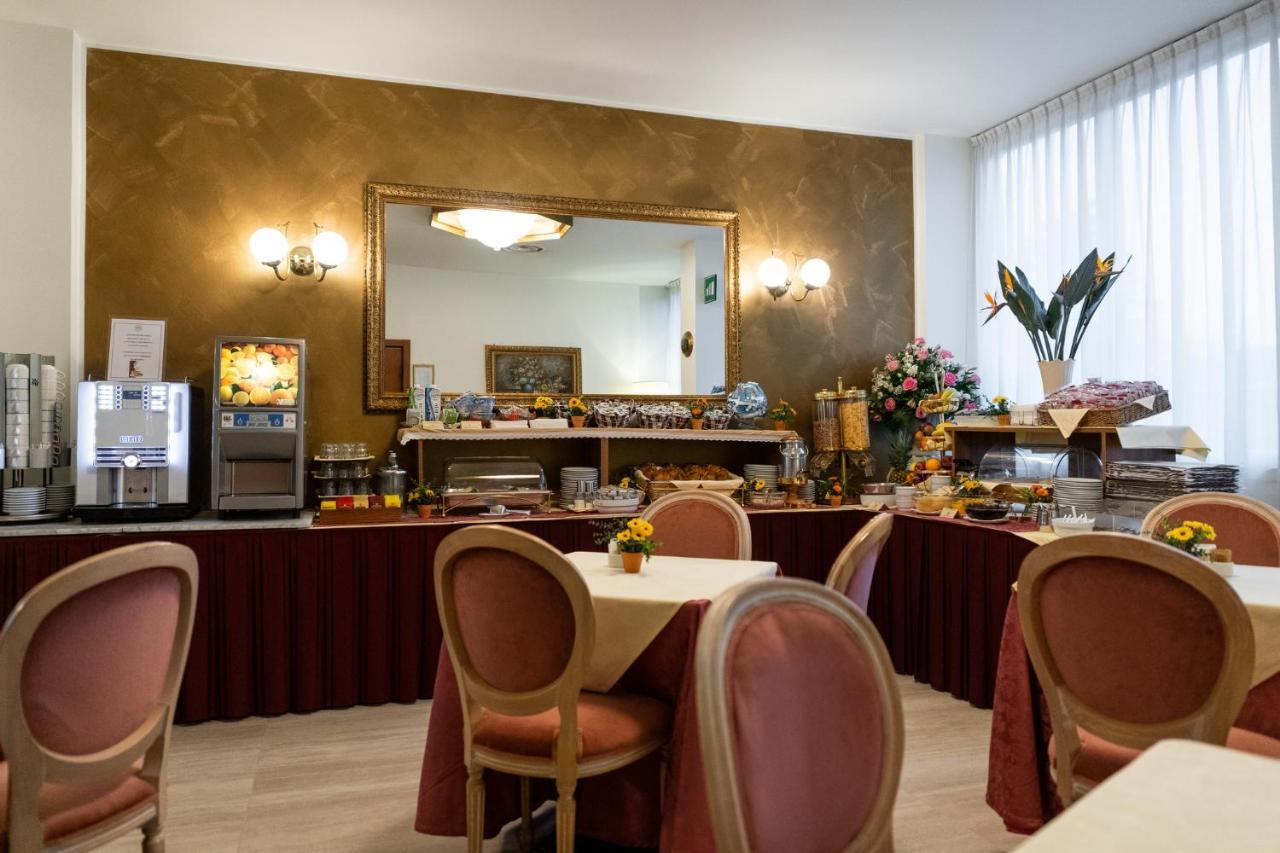 Hotel Alga Milano Esterno foto